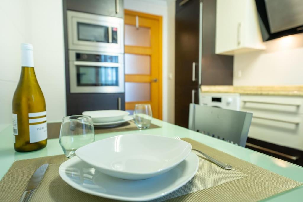 Apartamento En El Corazon De La Ciudad Con Parking Santander Extérieur photo