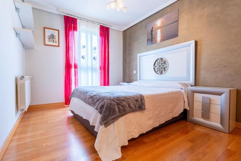 Apartamento En El Corazon De La Ciudad Con Parking Santander Extérieur photo