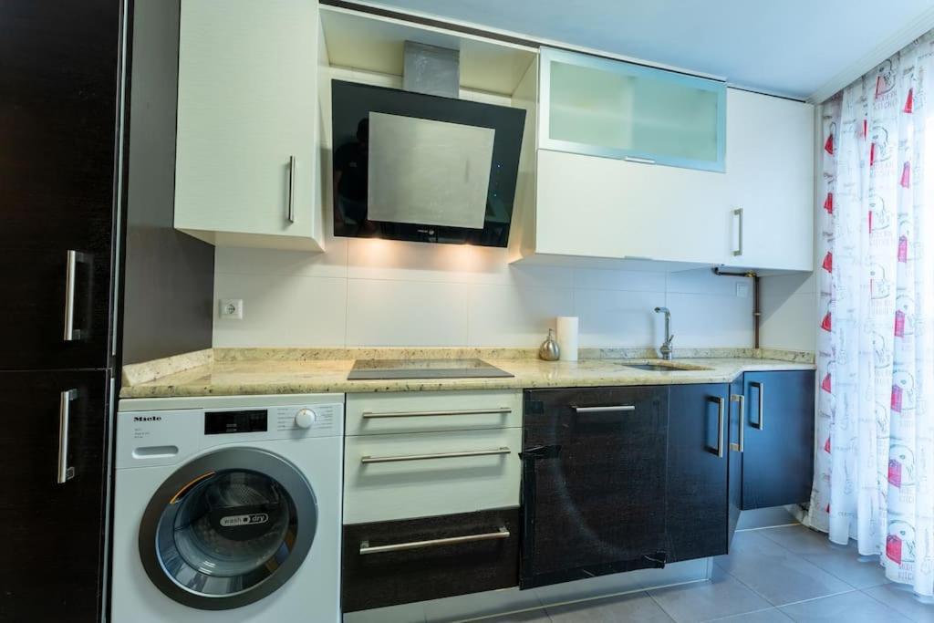 Apartamento En El Corazon De La Ciudad Con Parking Santander Extérieur photo