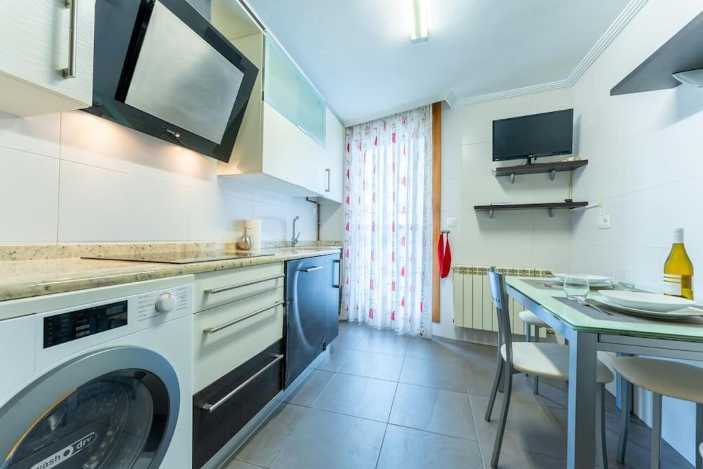 Apartamento En El Corazon De La Ciudad Con Parking Santander Extérieur photo